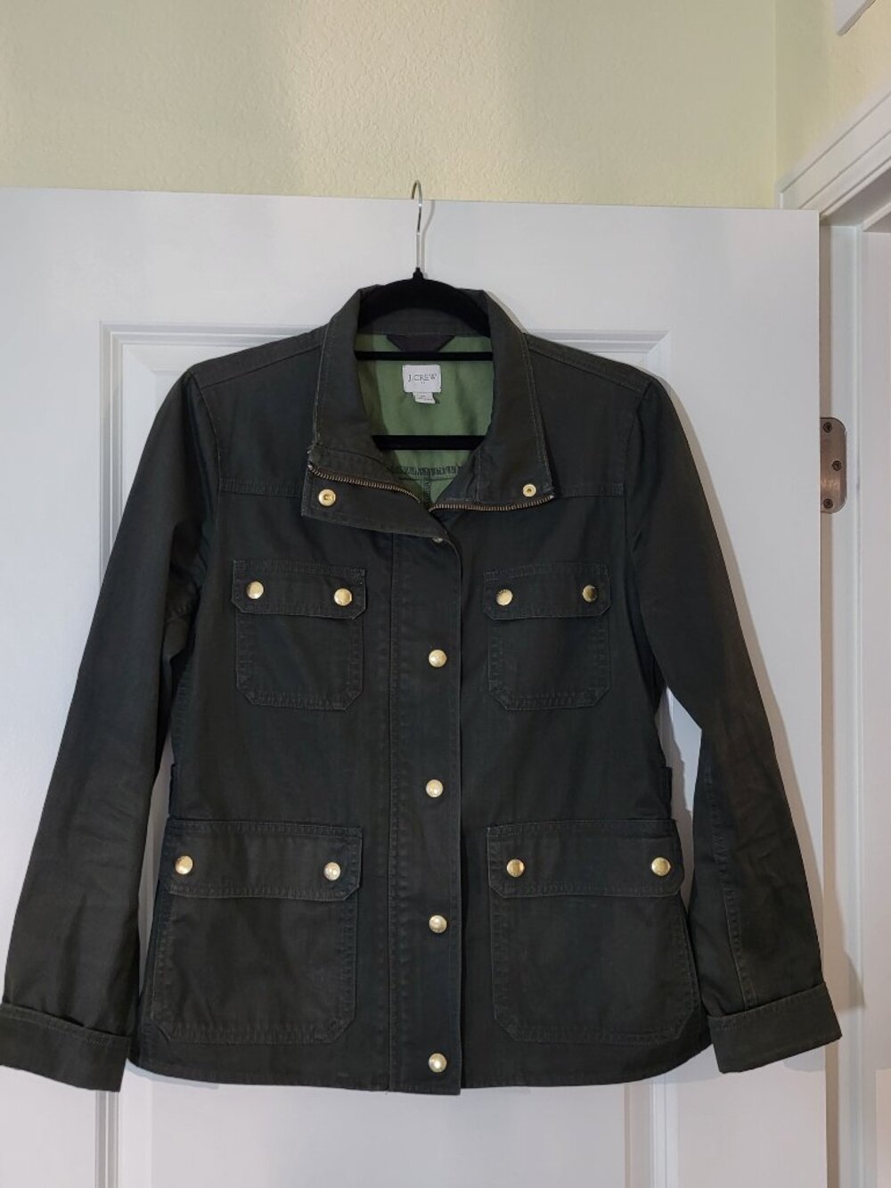 J.Crew Factory Resin Coated Twill Field Jacket Olive Green Utility SP24 AL223 M